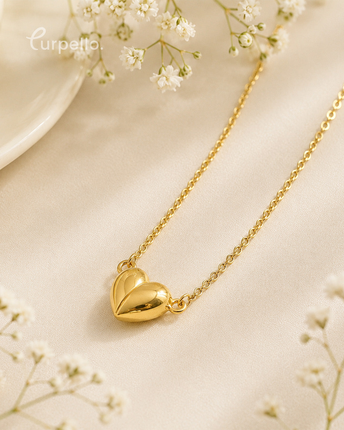Purpello Minimalist Gold Heart Pendant Necklace