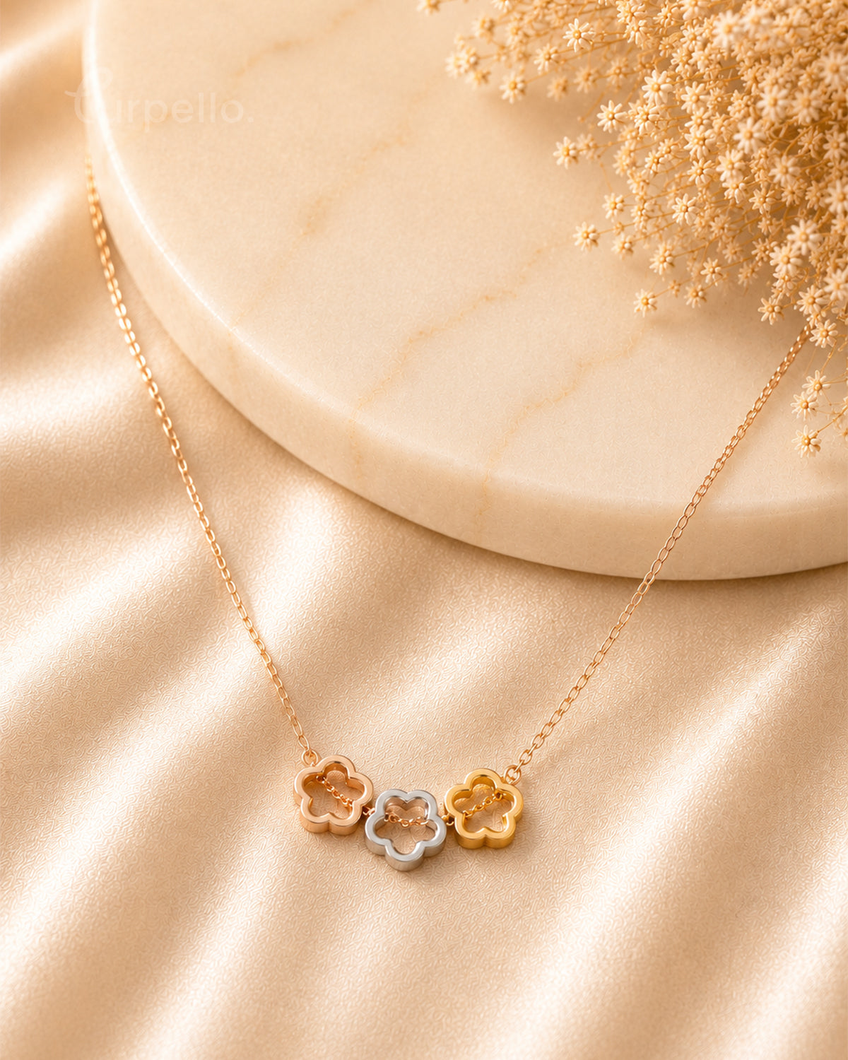 Purpello Three Clover Rose Gold Pendant Chain