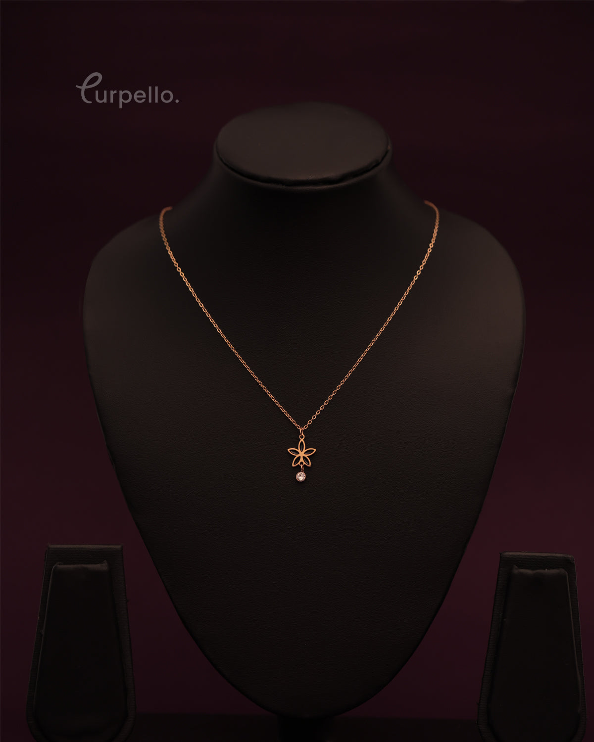 Purpello Elegant Floral Pendant Necklace