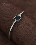 Purpello Premium Square Charm Bangle