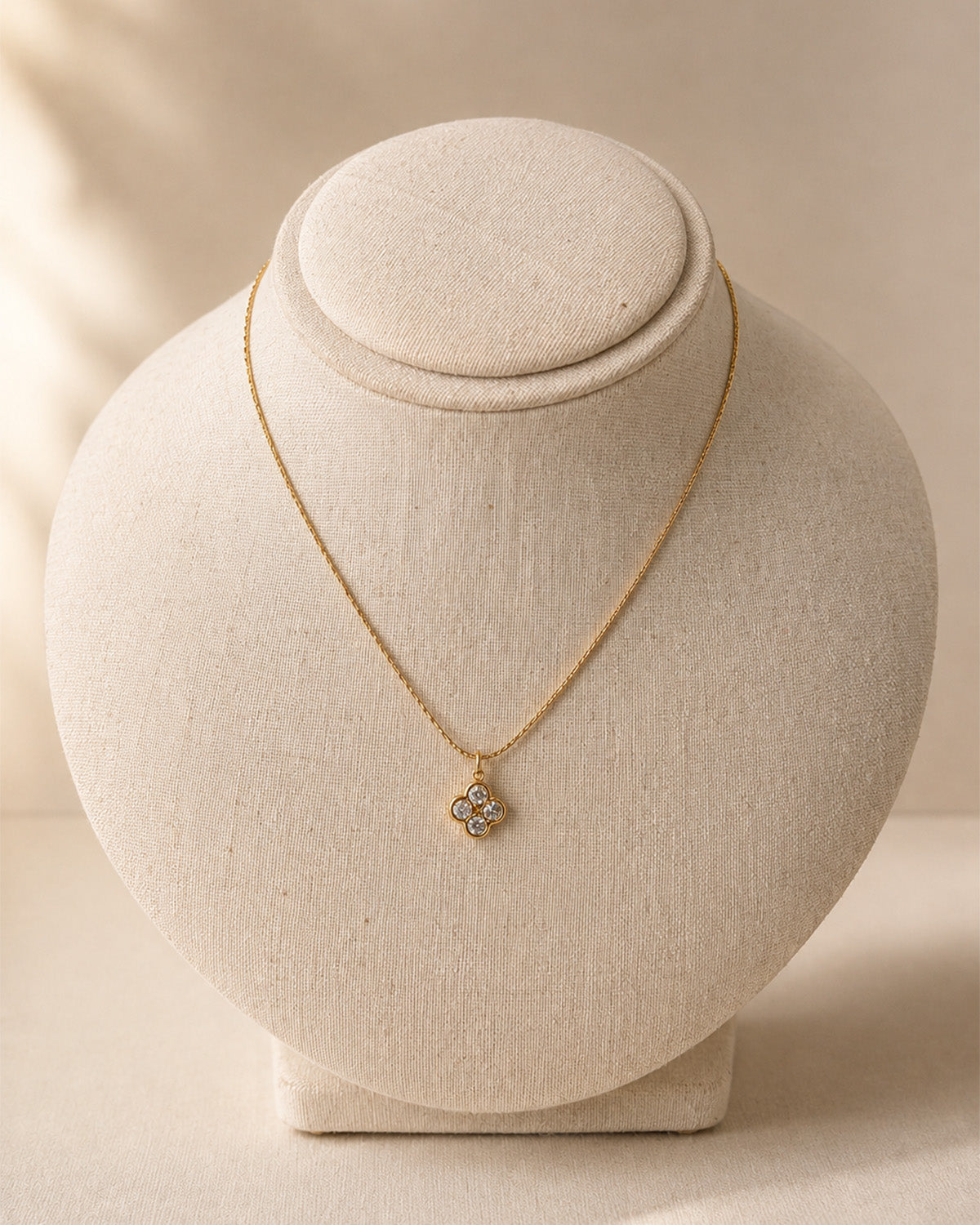 Purpello Clover Sparkle Pendant Necklace