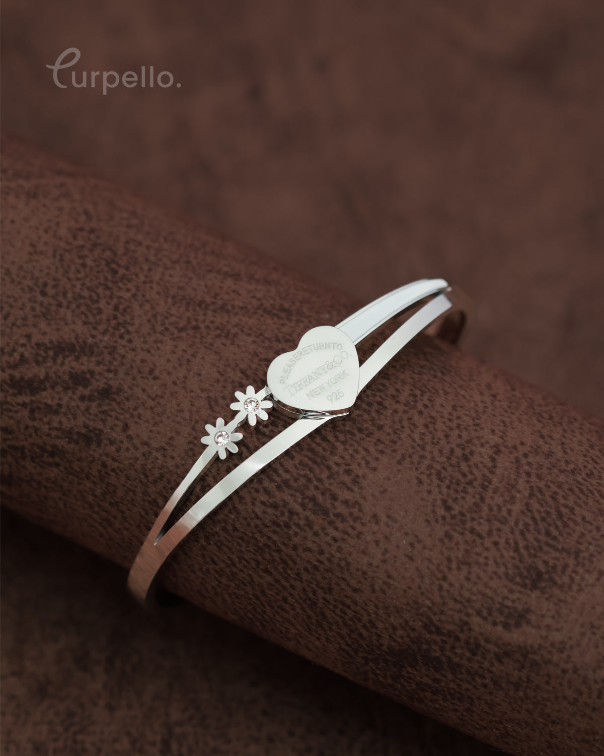 Purpello Silver Heart Charm Floral Bracelet