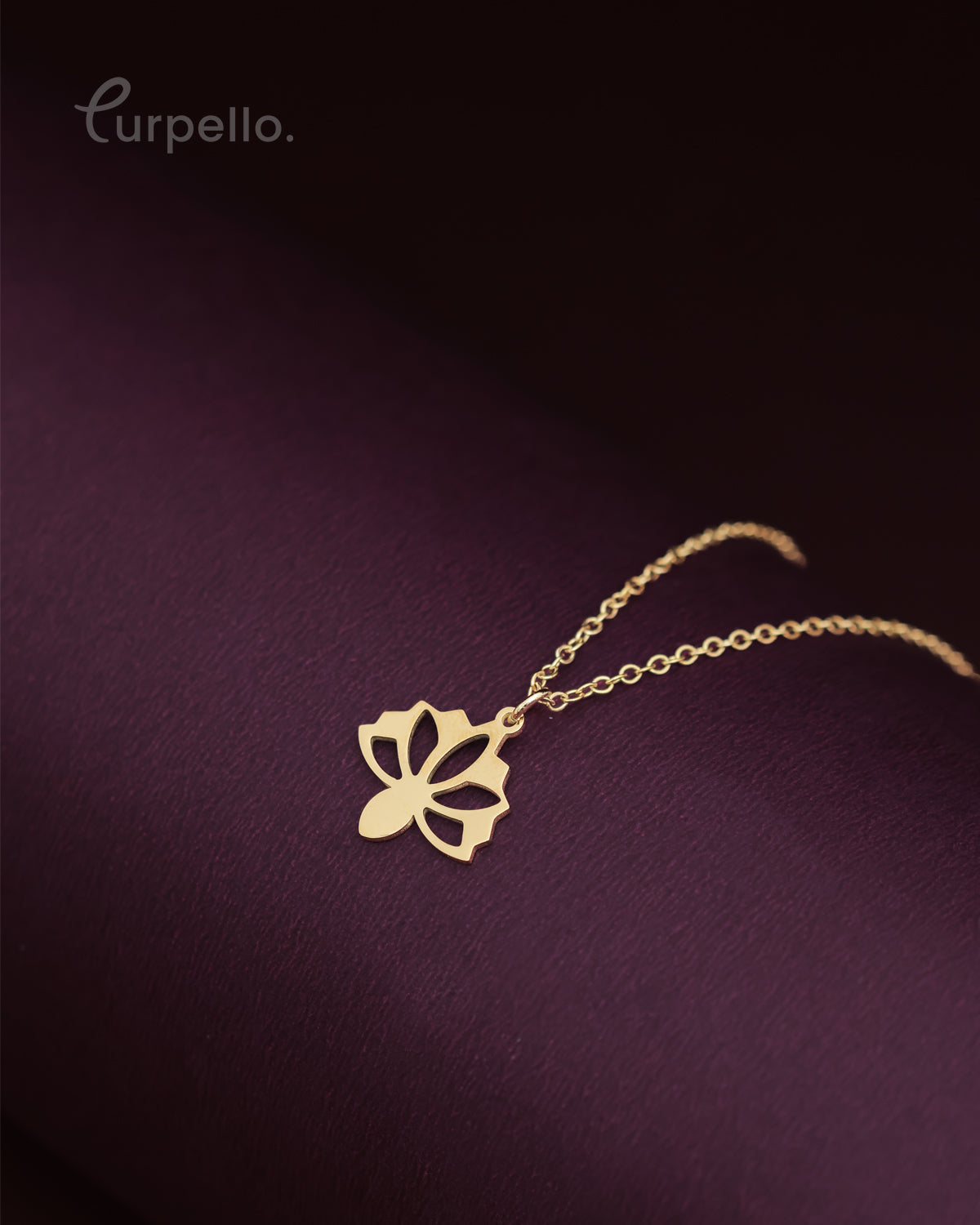 Purpello Minimal Lotus Gold Pendant Chain