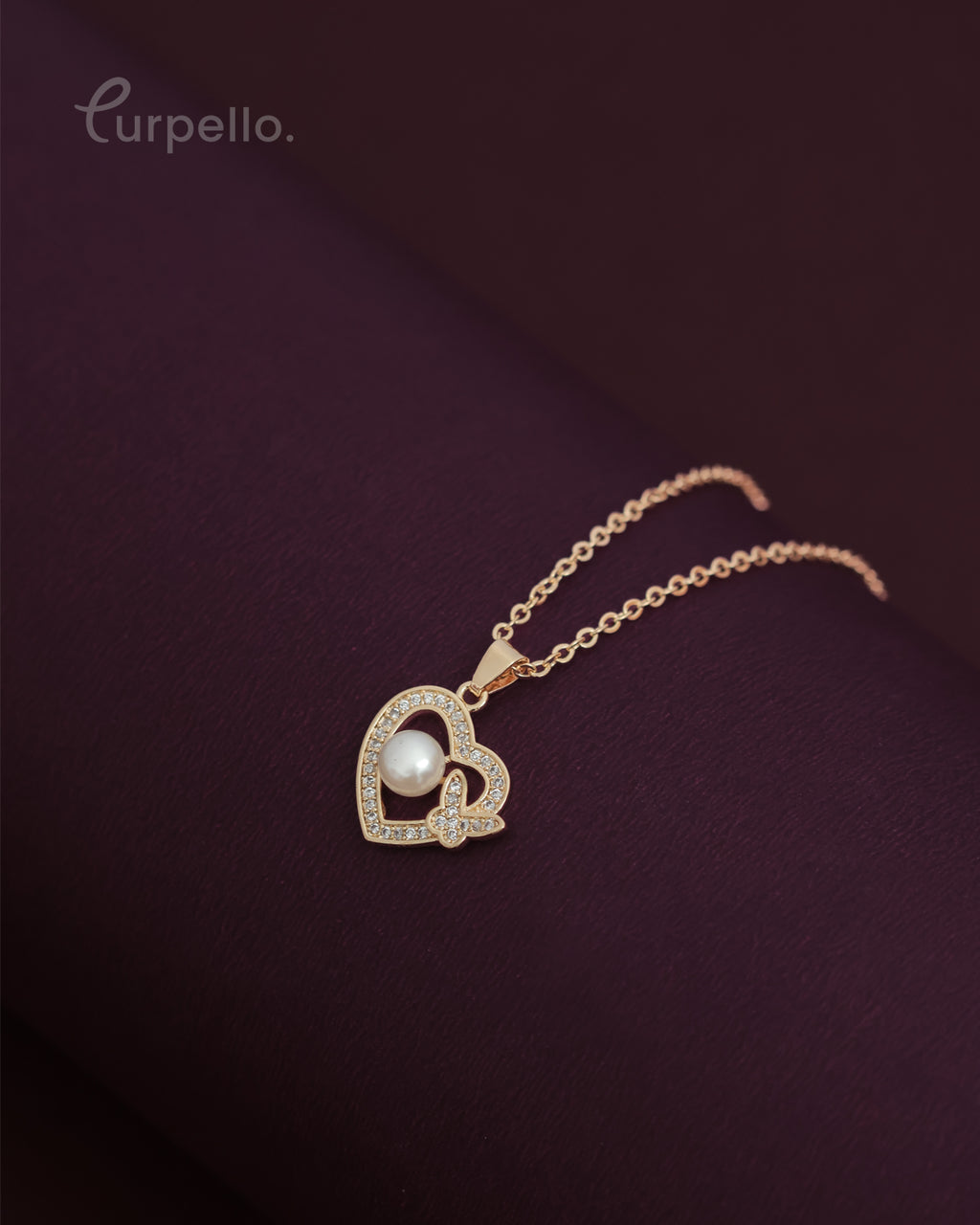 Purpello Gold Pearl Heart Pendant Chain