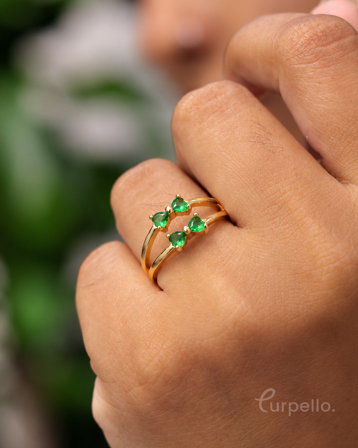 Emerald Glow Double Heart Gold Ring