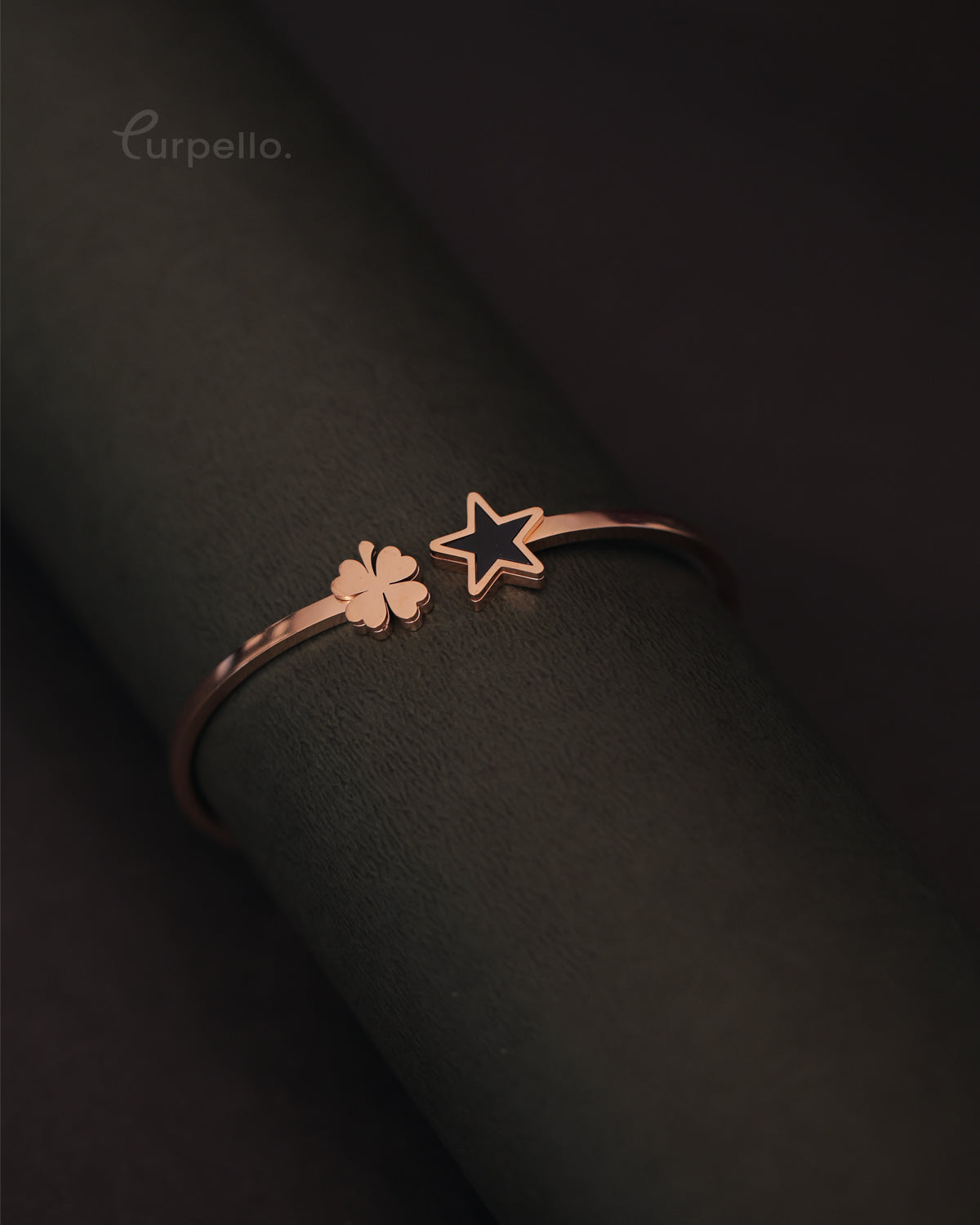 Purpello Star and Clover Minimal Bangle