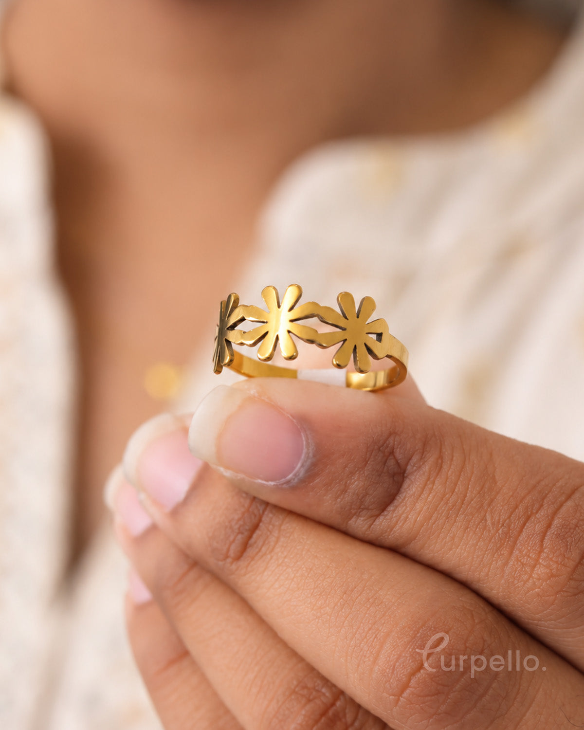 Daisy Daze Gold Ring