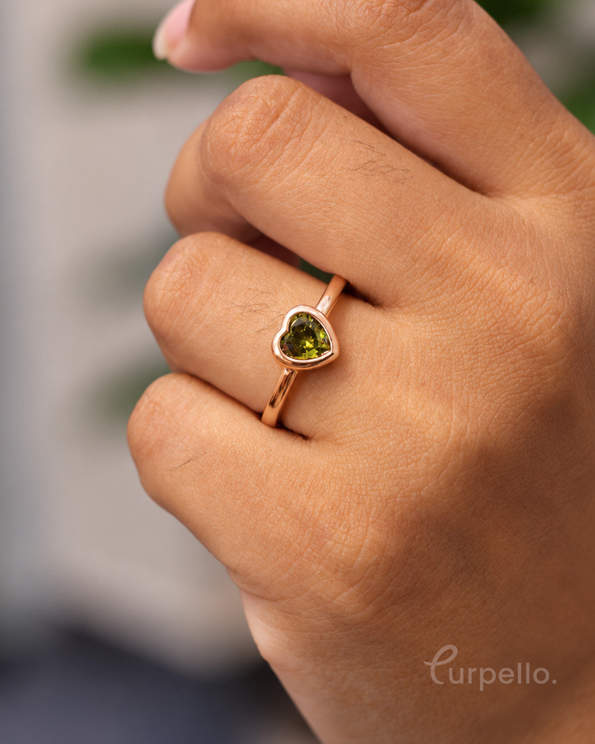Elora Heart Ring – Olive Green