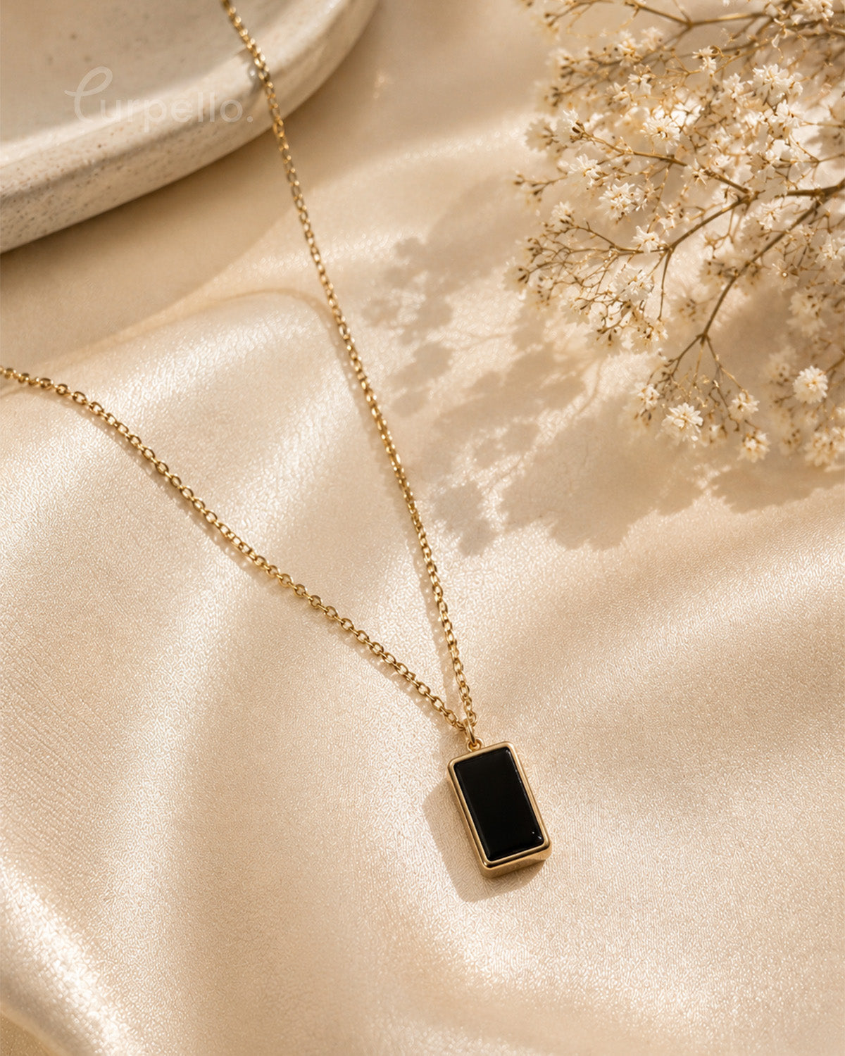 Purpello Rose Gold Black Rectangle Pendant