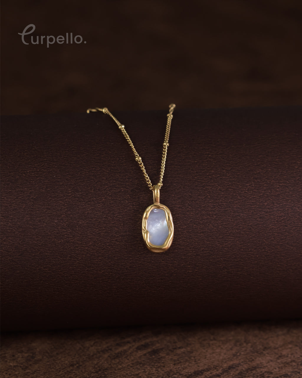 Purpello Minimal Oval Stone Gold-Tone Pendant Chain