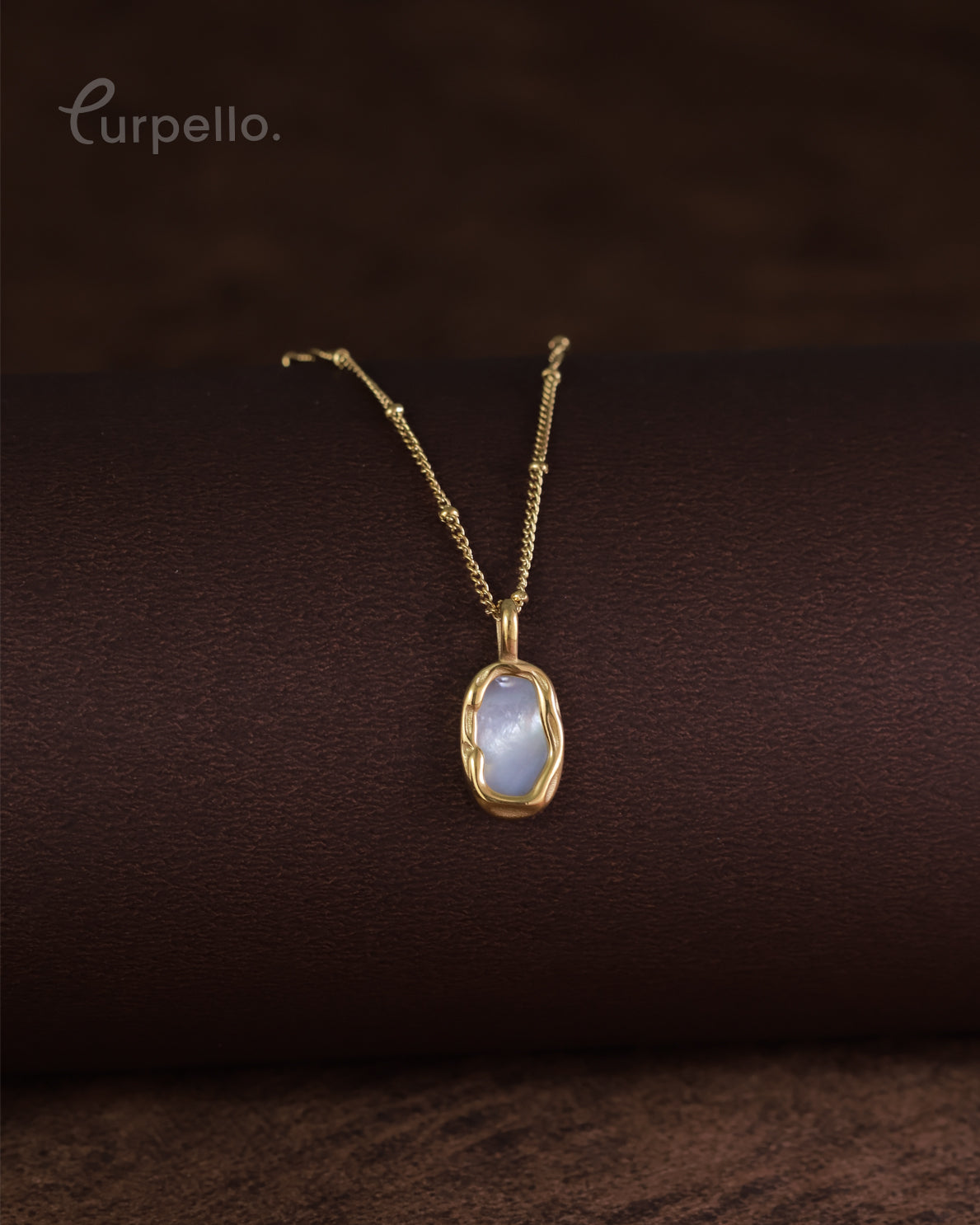 Purpello Minimal Oval Stone Gold-Tone Pendant Chain