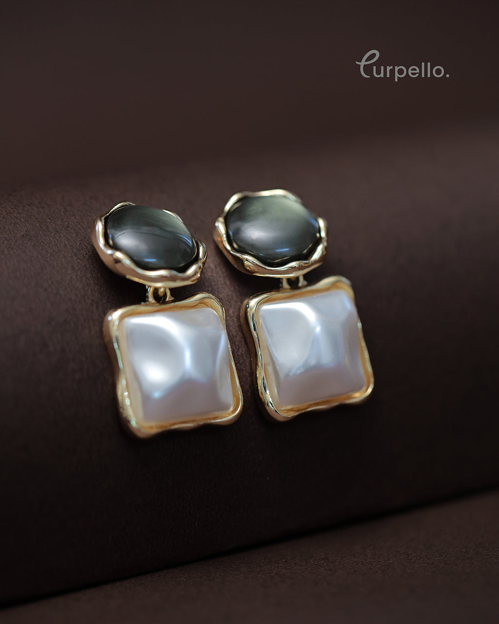 Modern Pearl Drop Earrings by Purpello