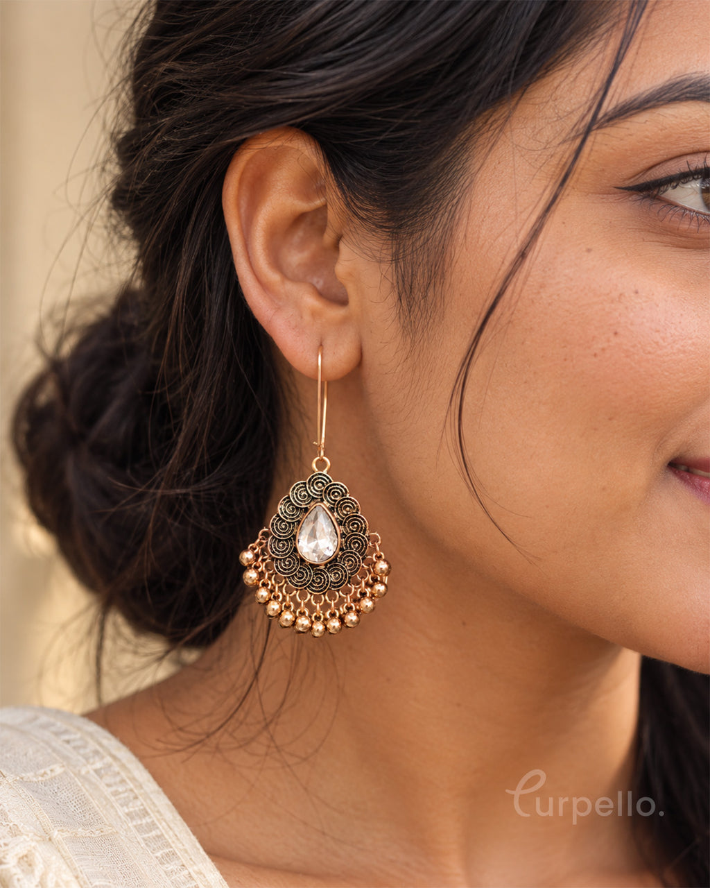 Taarika – Vintage Crystal Antique Drop Earrings