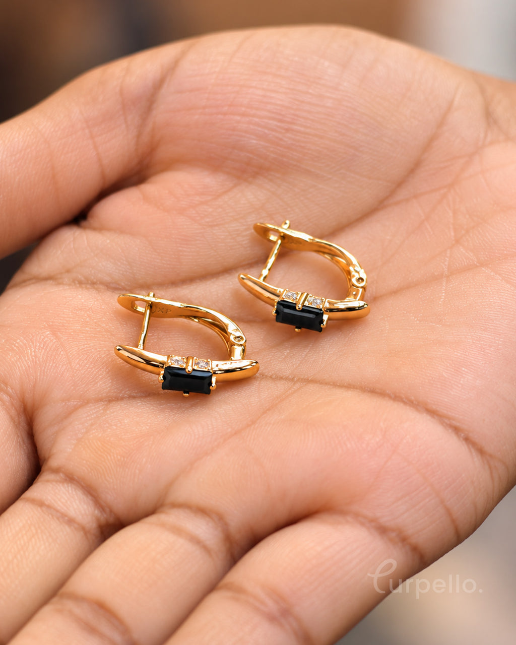 Nyra –Xuping Black Stone Gold Hoop Earrings