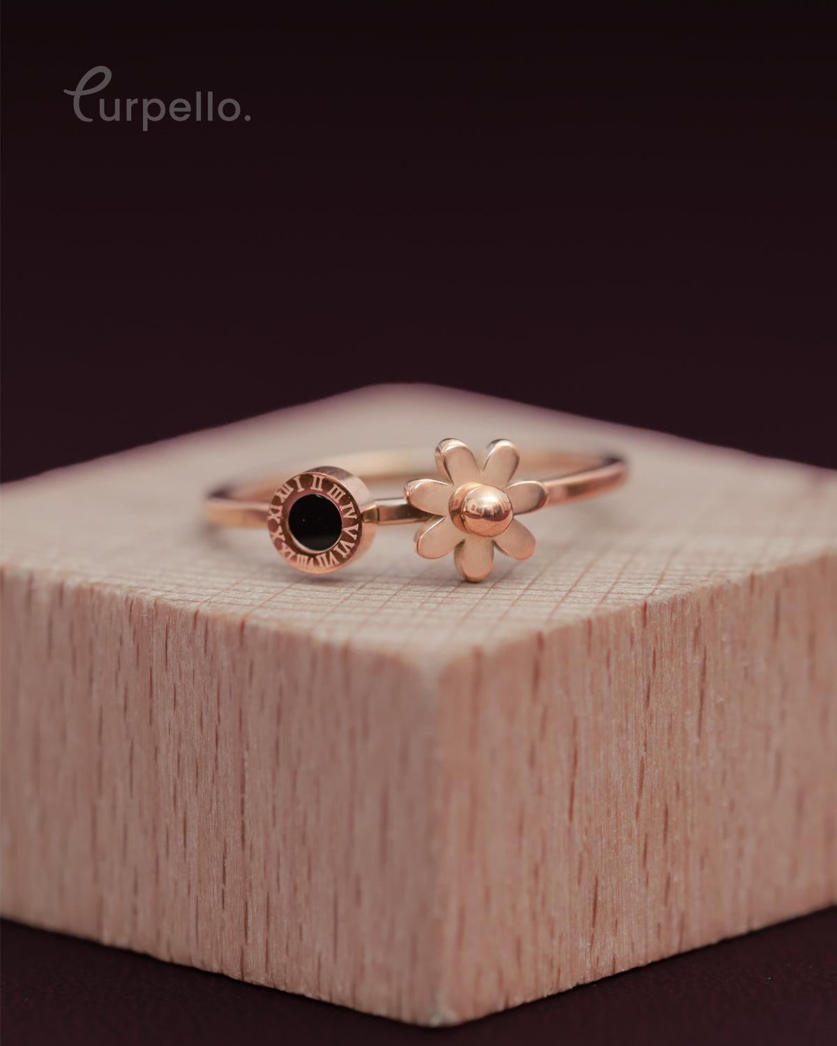 Purpello Rose Gold Ring with Black Stone & Floral Detail