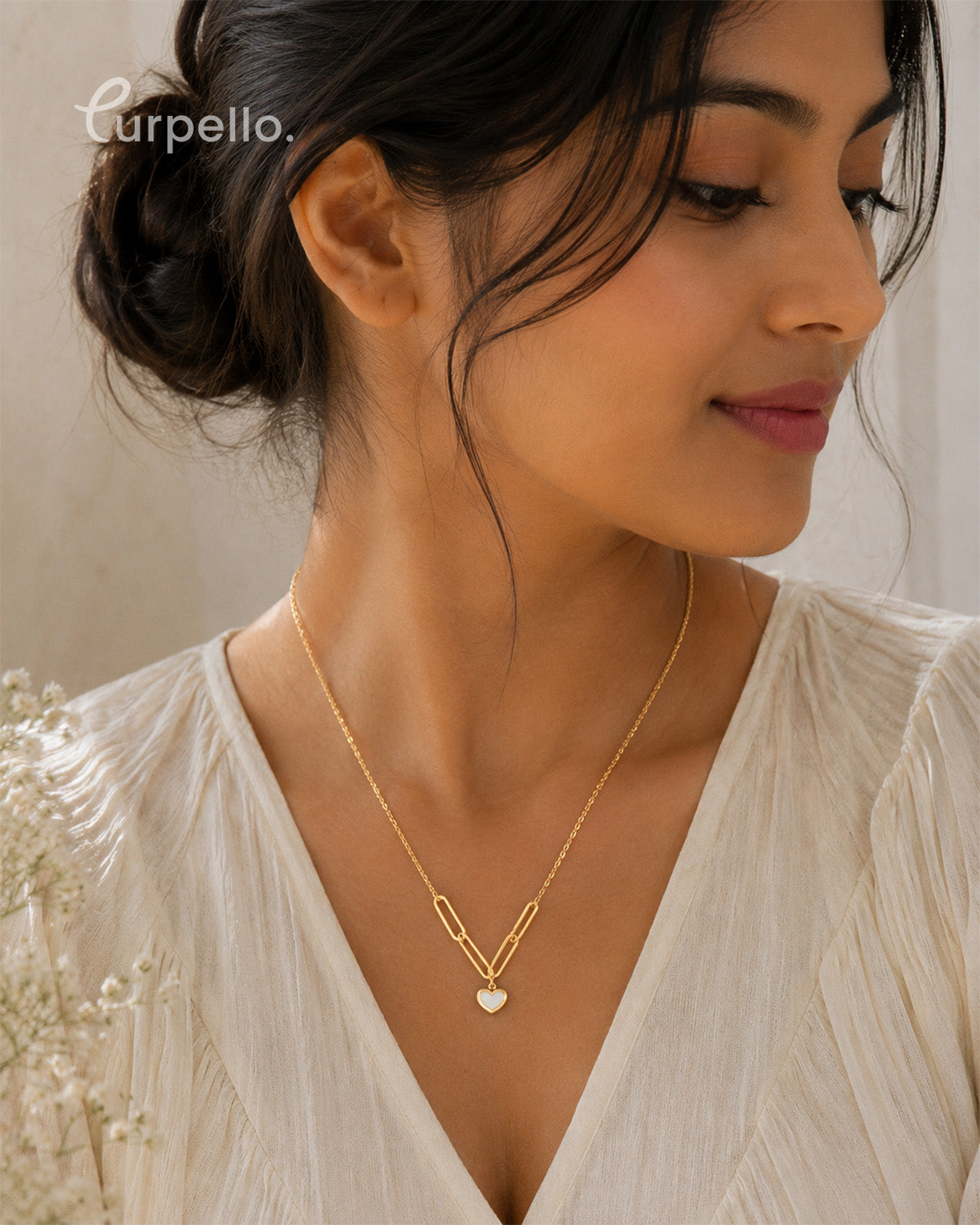 Linked Heart Anti-Tarnish Gold Pendant Necklace
