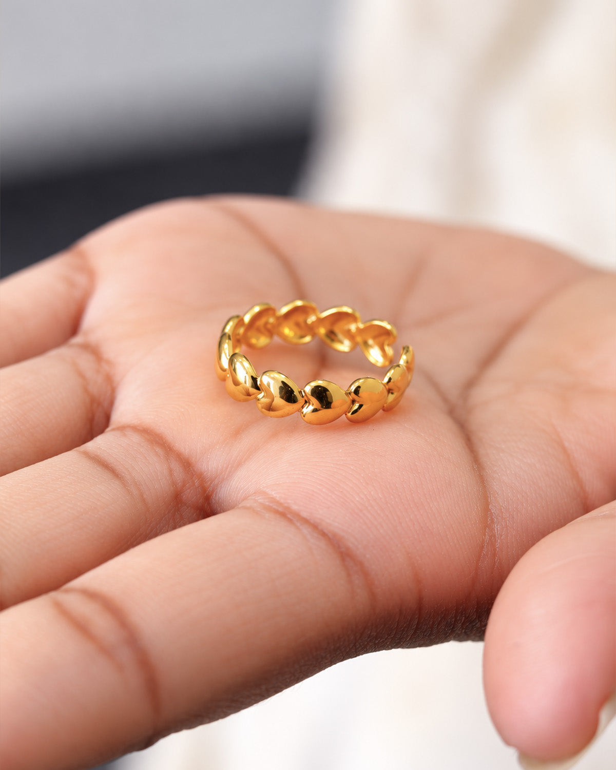 Golden Love – Heart Link Adjustable Ring