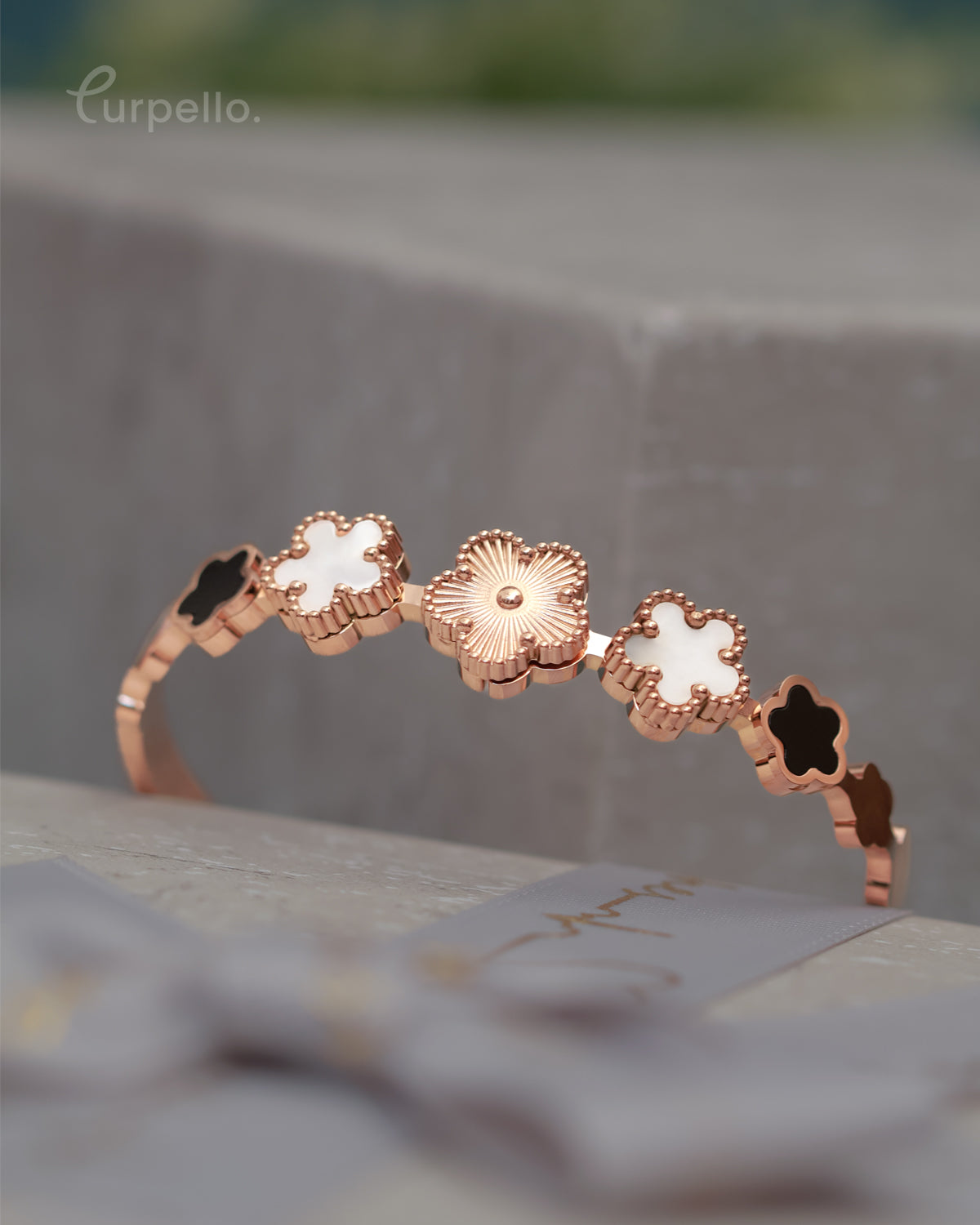 Purpello Flora Luxe Anti-Tarnish Bangle