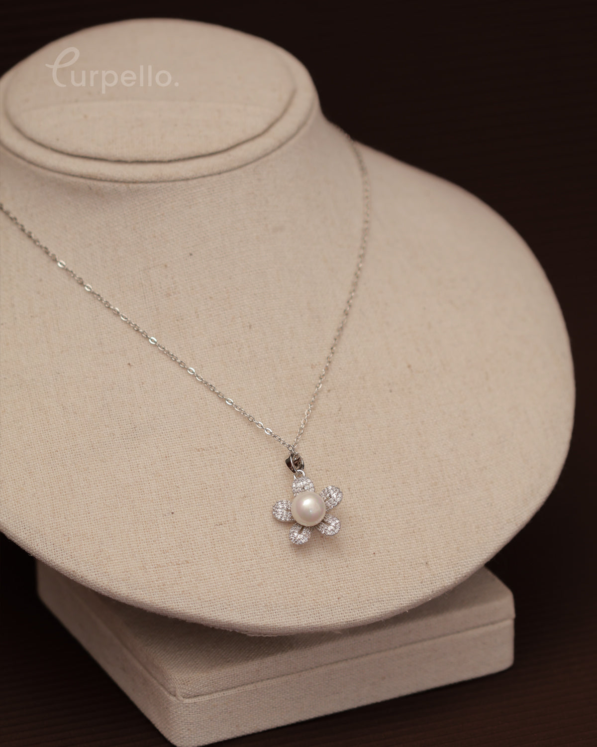 Purpello Pearl Blossom Silver Pendant Chain