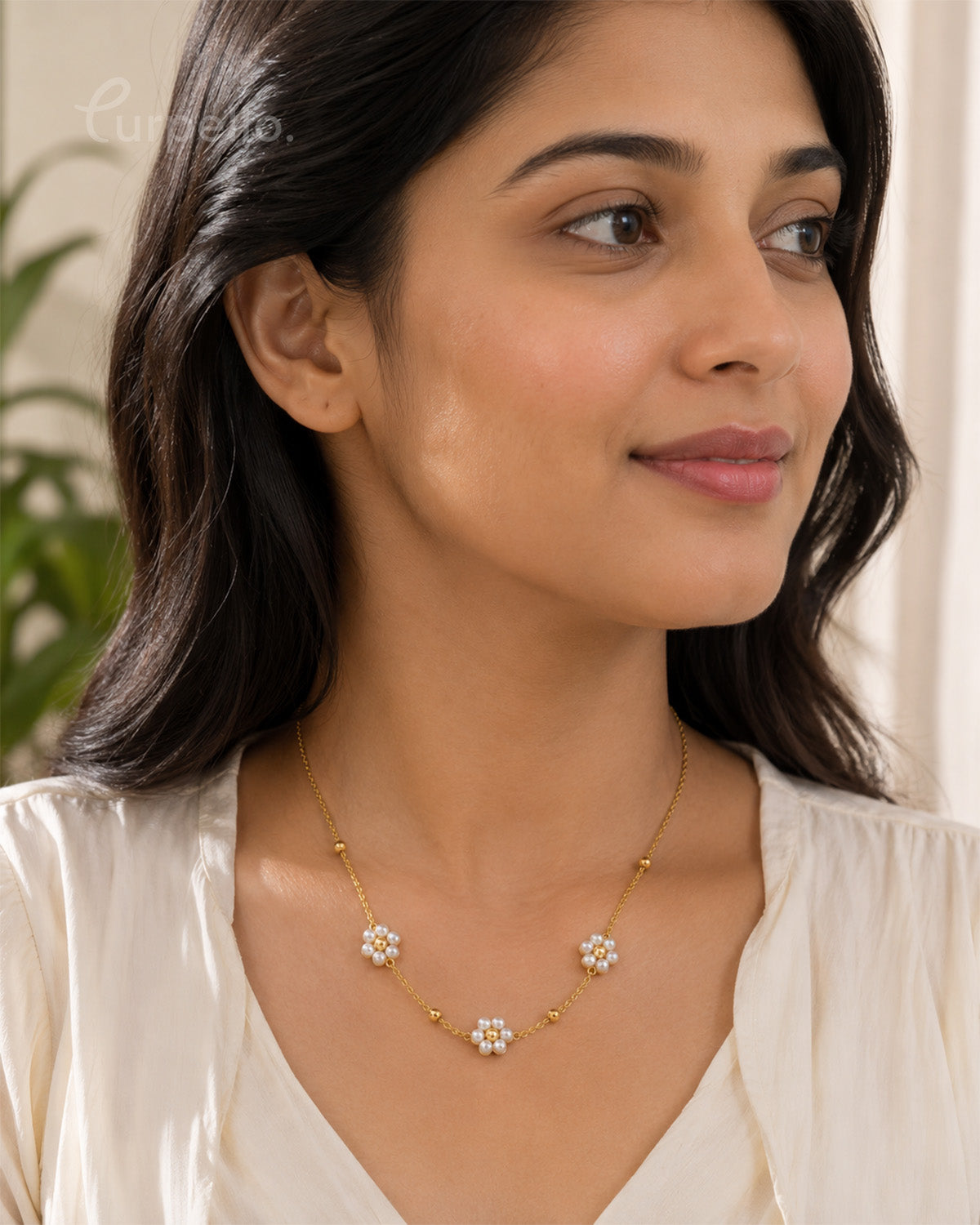 Purpello Pearl Blossom Gold-Tone Floral Necklace