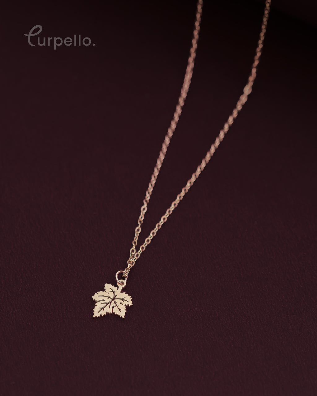 Purpello Elegant Rose Gold Leaf Pendant Chain