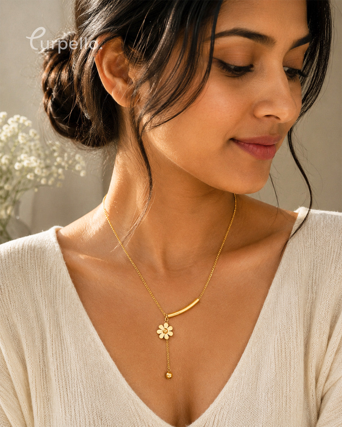 Daisy Charm Anti-Tarnish Gold Drop Pendant Necklace
