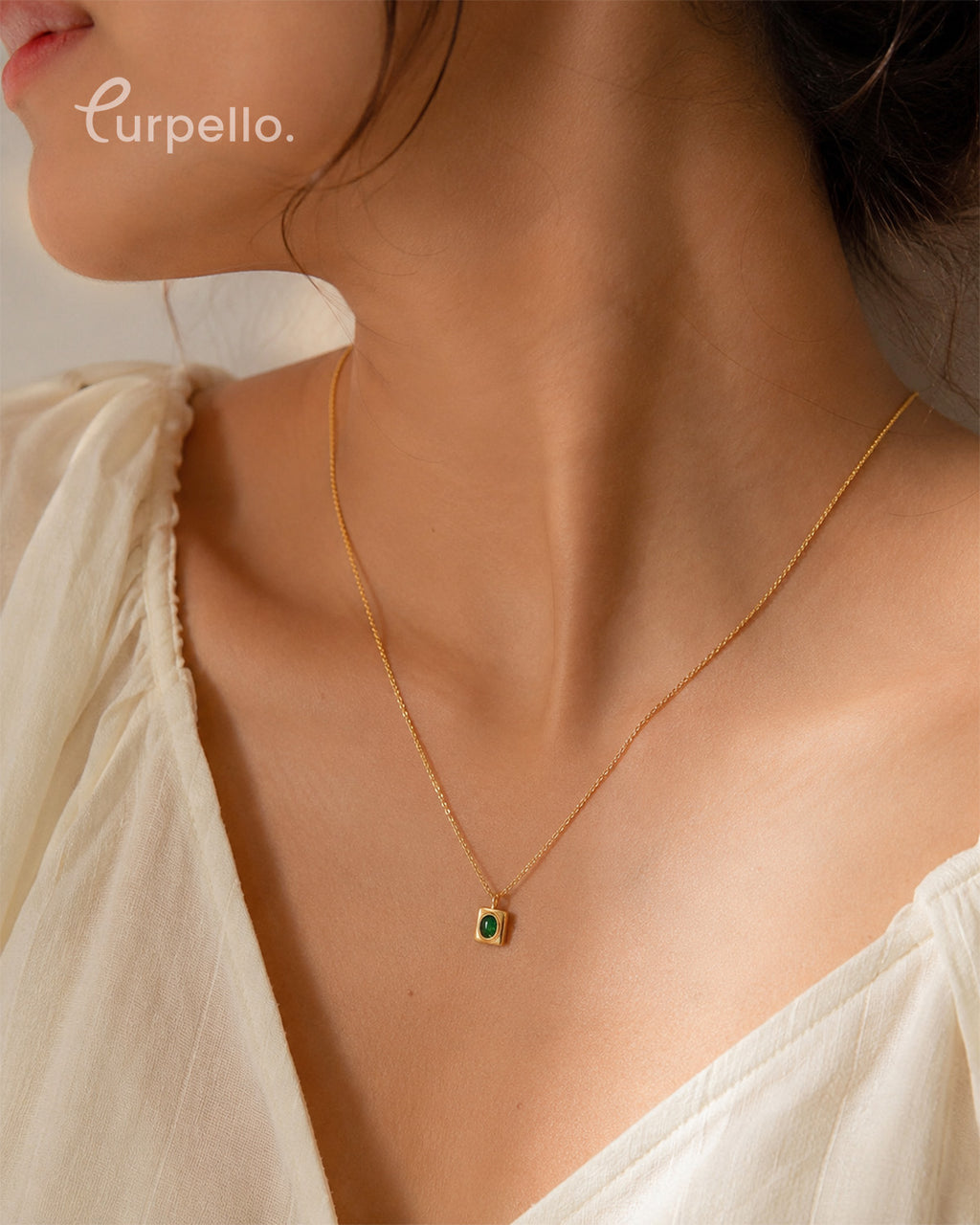 Emerald Glow Anti-Tarnish Gold Pendant Necklace
