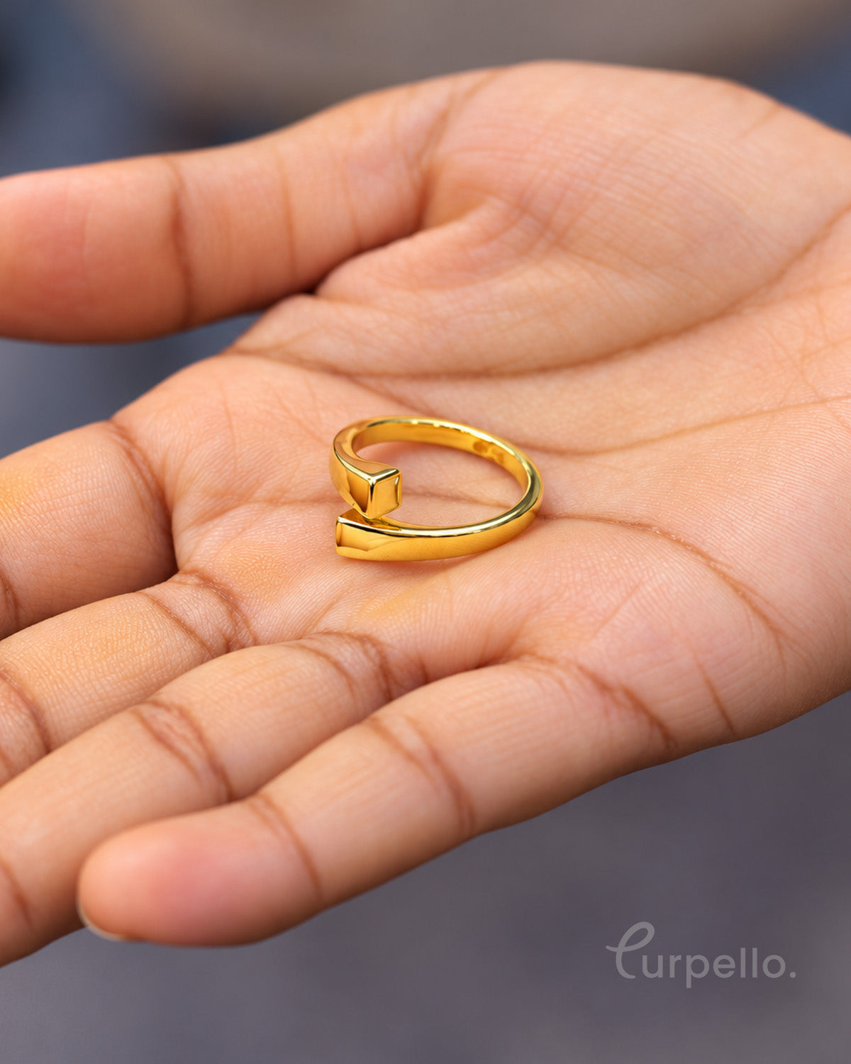 Vexa Minimalist Gold Open Ring