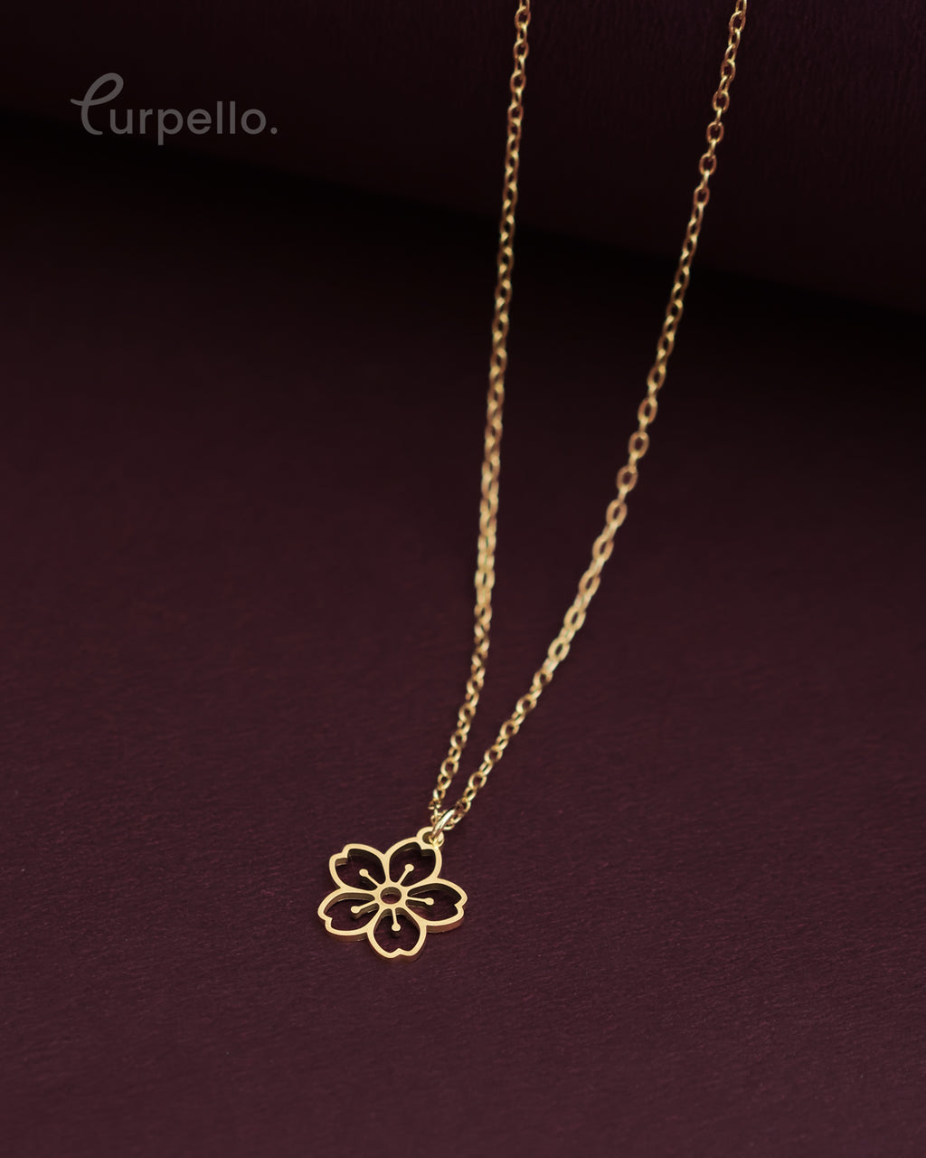 Purpello Elegant Floral Gold Pendant Chain