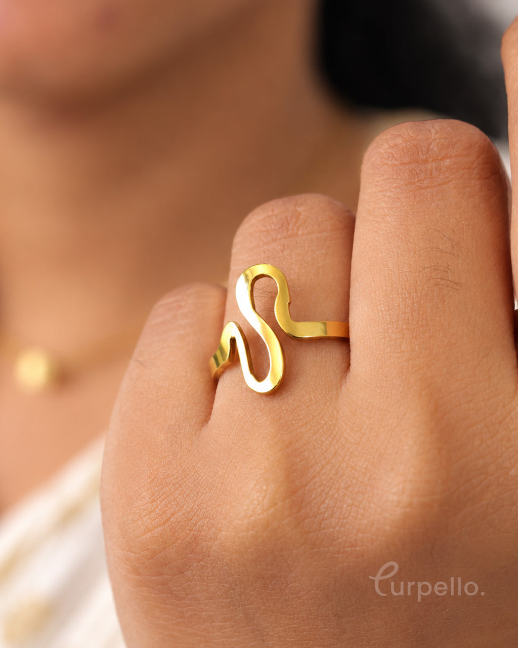 Aurelle Wave Gold Ring