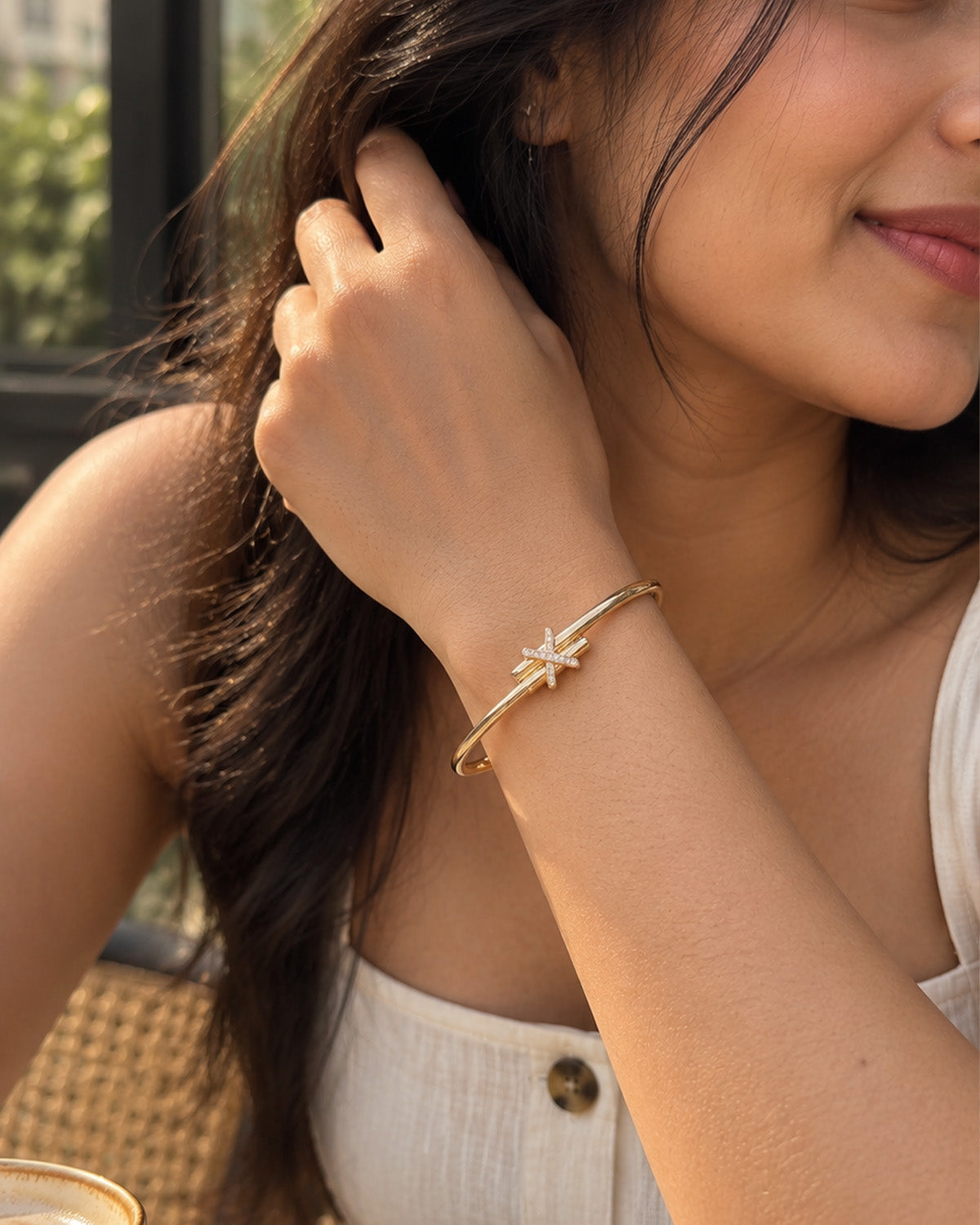 Purpello Minimal Cross Charm Rose Gold Bangle