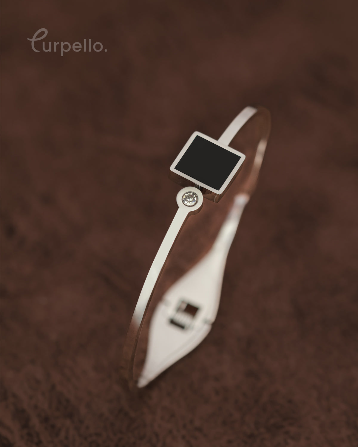Purpello Premium Square Charm Bangle