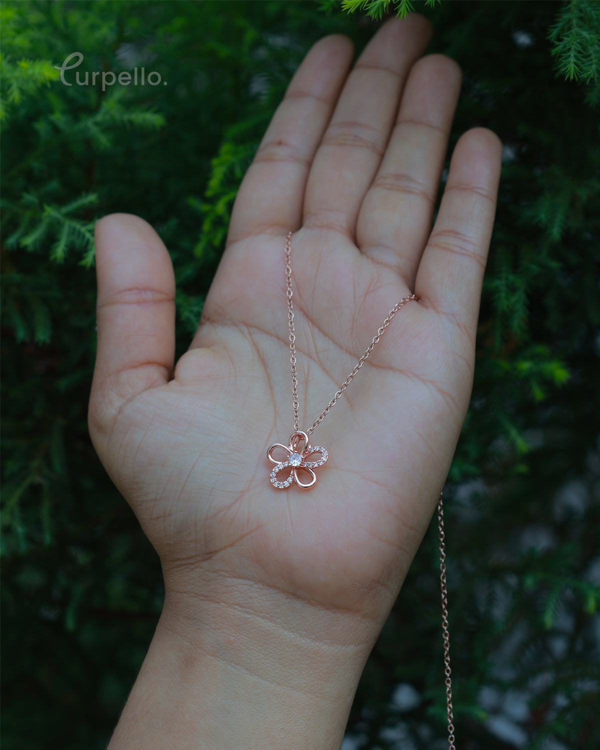 Purpello Rose Gold Floral Pendant Chain