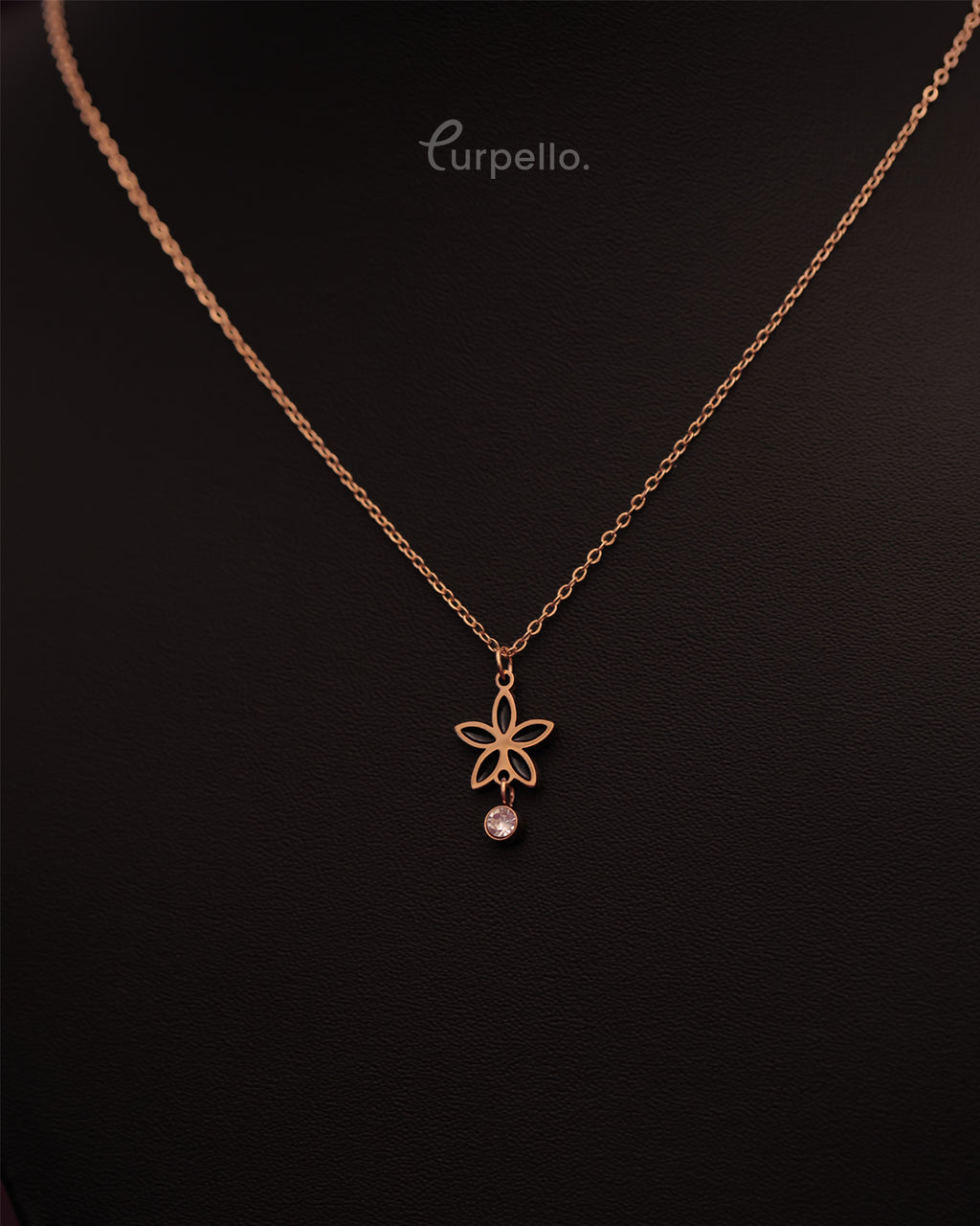 Purpello Elegant Floral Pendant Necklace