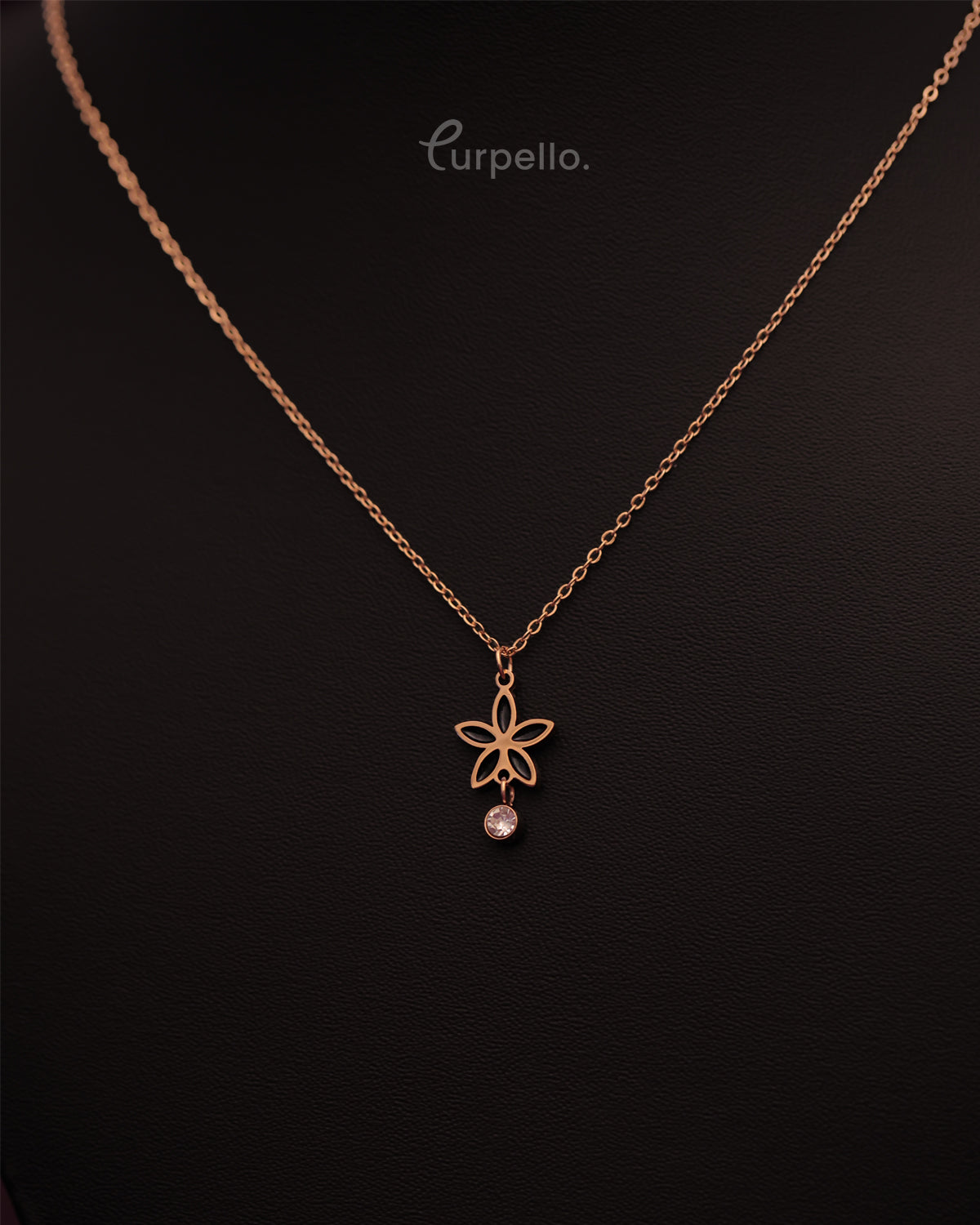 Purpello Elegant Floral Pendant Necklace