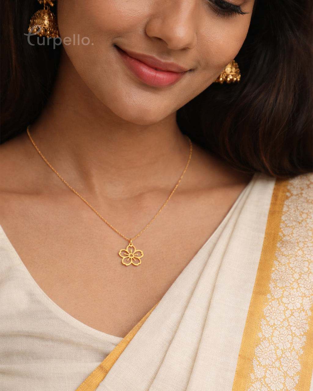 Purpello Elegant Floral Gold Pendant Chain