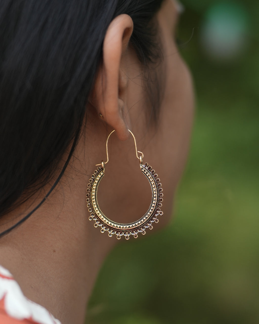 Purpello Classic Crescent Hoop Earrings