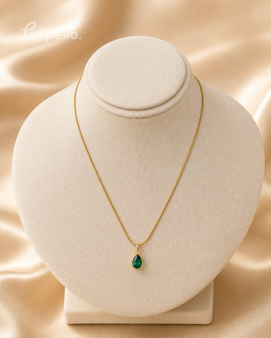 Purpello Emerald Green Teardrop Pendant Chain