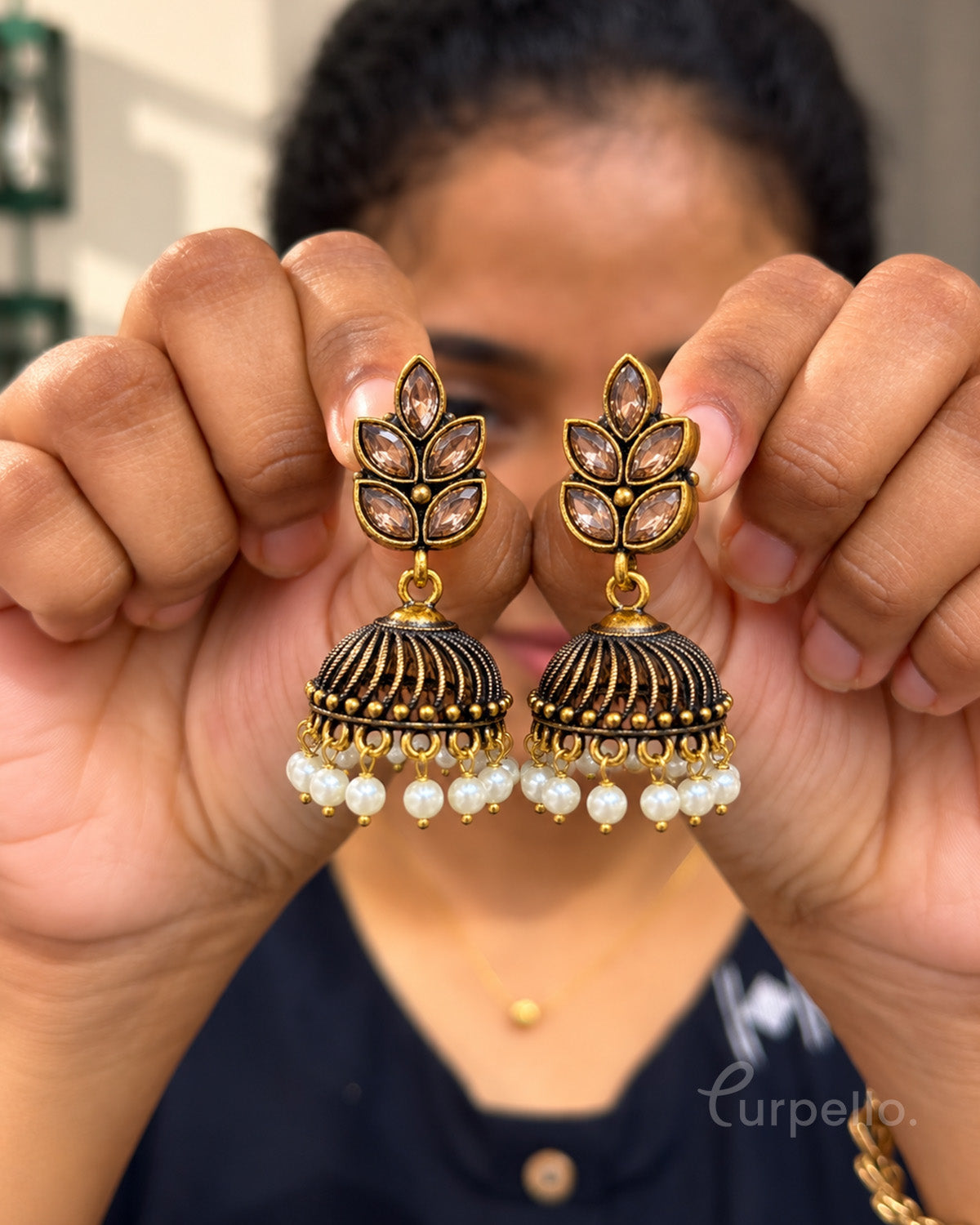 Purpello Varnika Jhumka