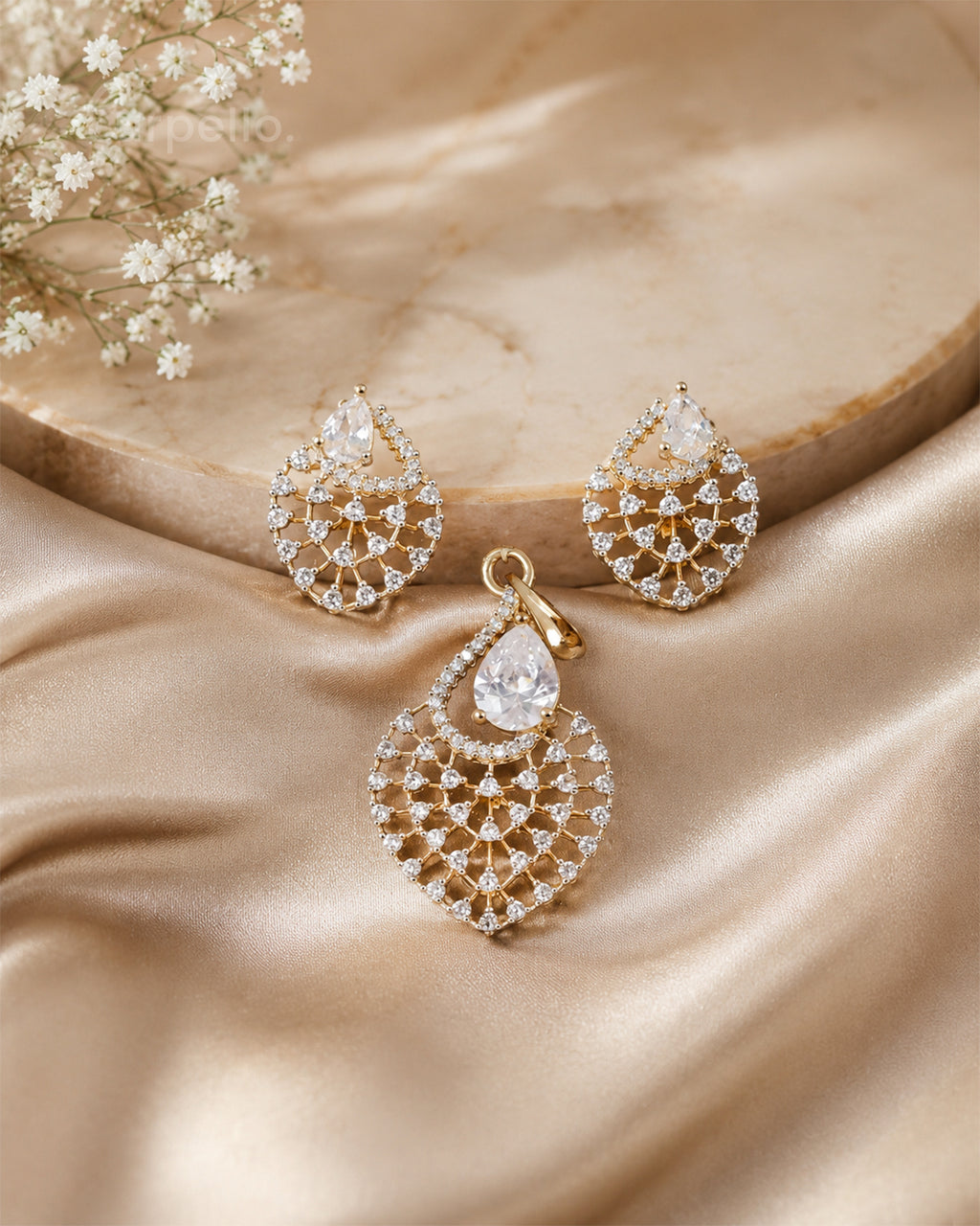 Purpello Elegant Teardrop Mesh Diamond Replica Pendant Set