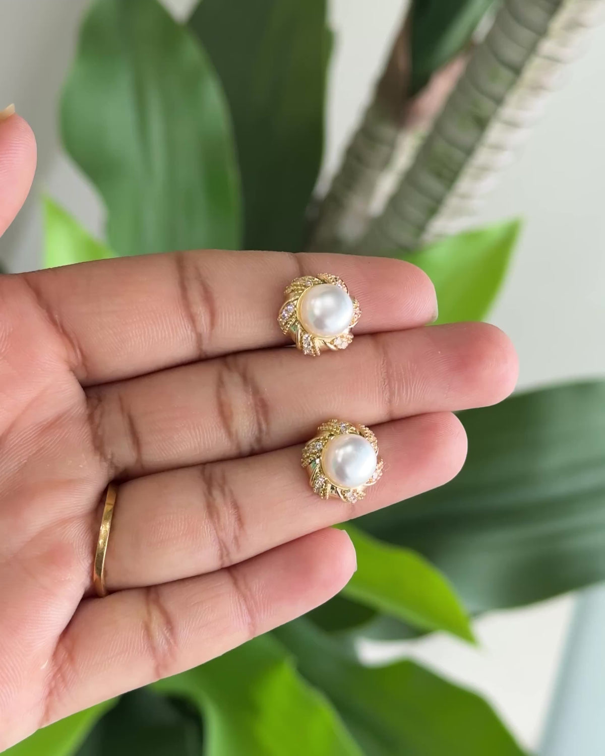 Pearl Bloom Anti-Tarnish Stud Earrings