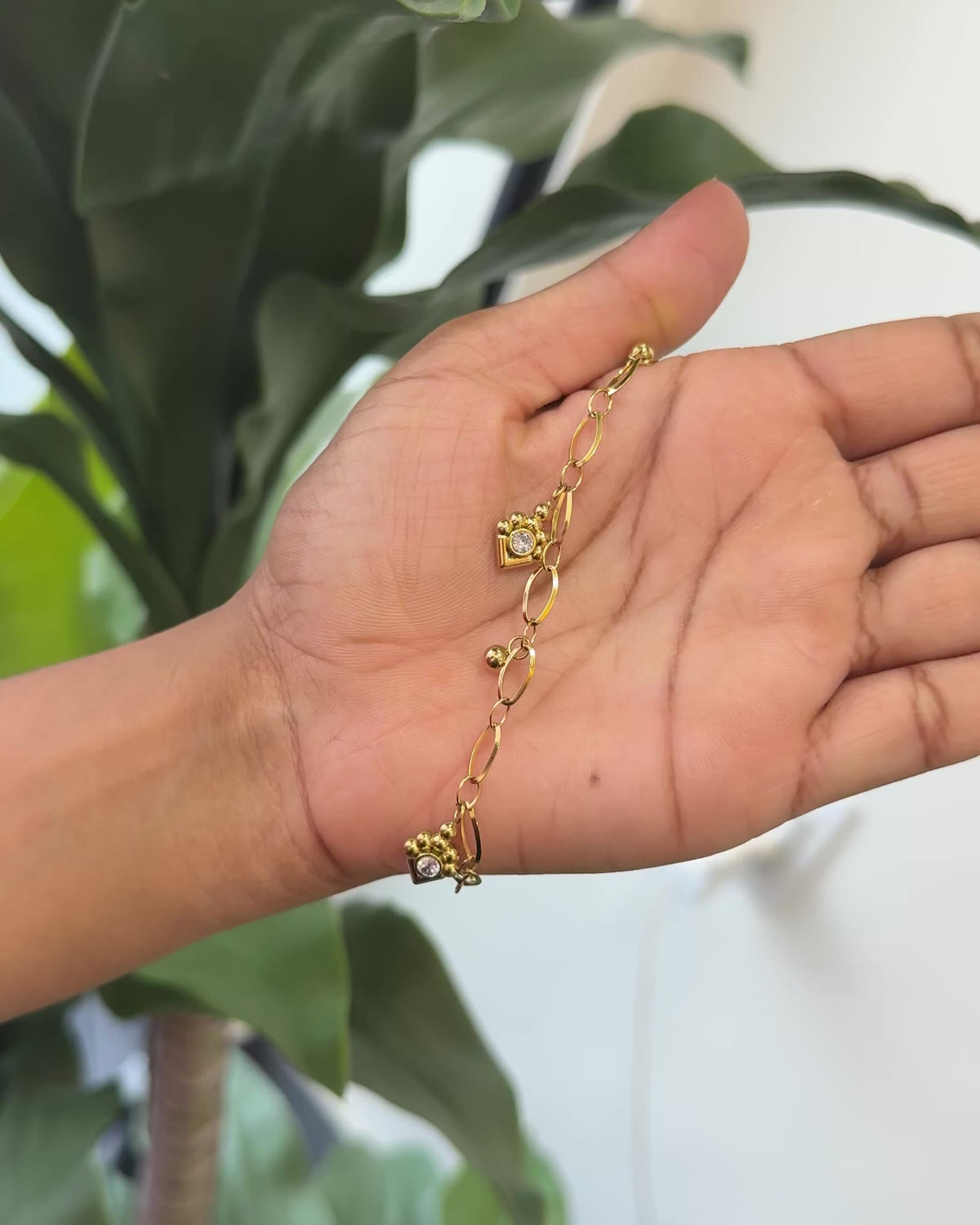 Golden Charm Anti-Tarnish Bracelet