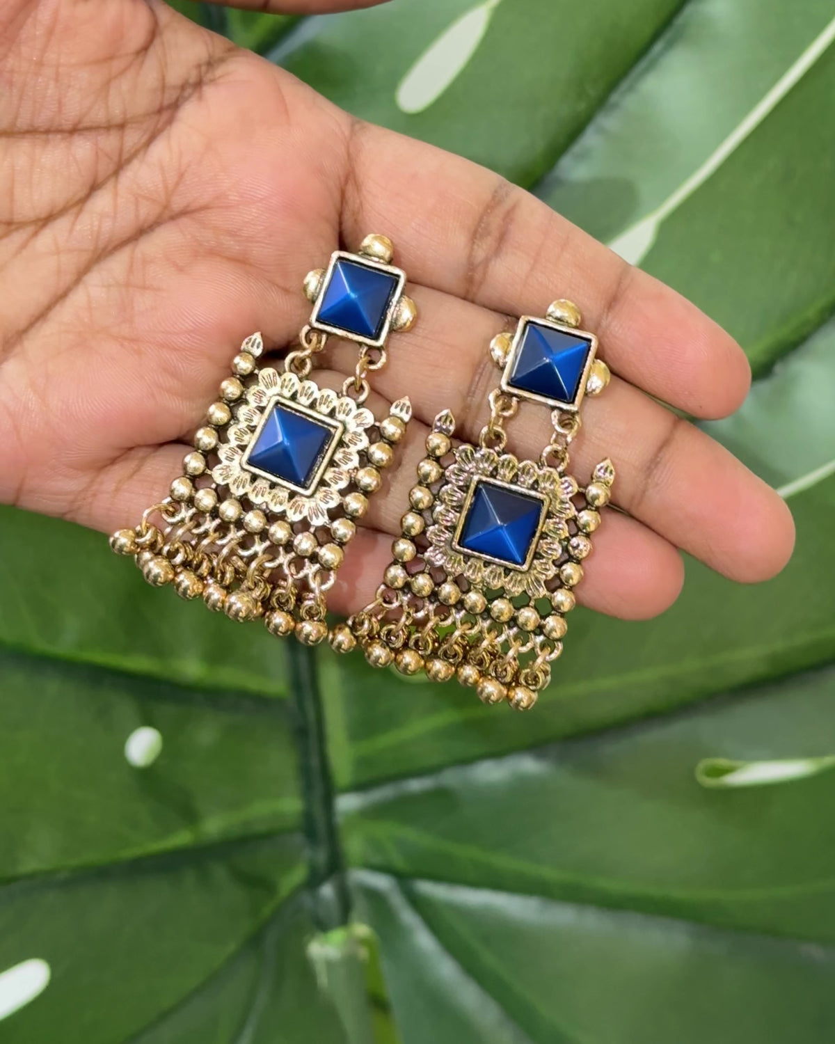 Neelara – Royal Blue Antique Earrings